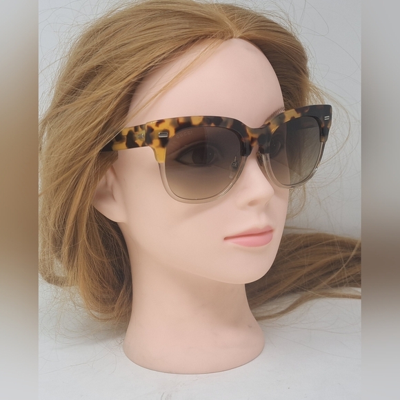 Gucci Women's Sunglasses Spotted Havana Oval Brown Gradient GG 3744/S 52-19-145 - Picture 11 of 16